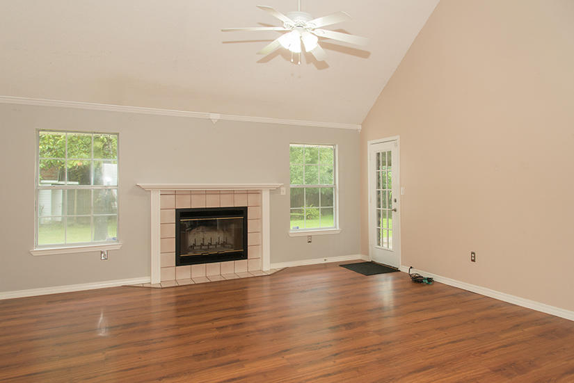 TIMBERLAKE ESTATES 1ST ADDN - Residential Lease