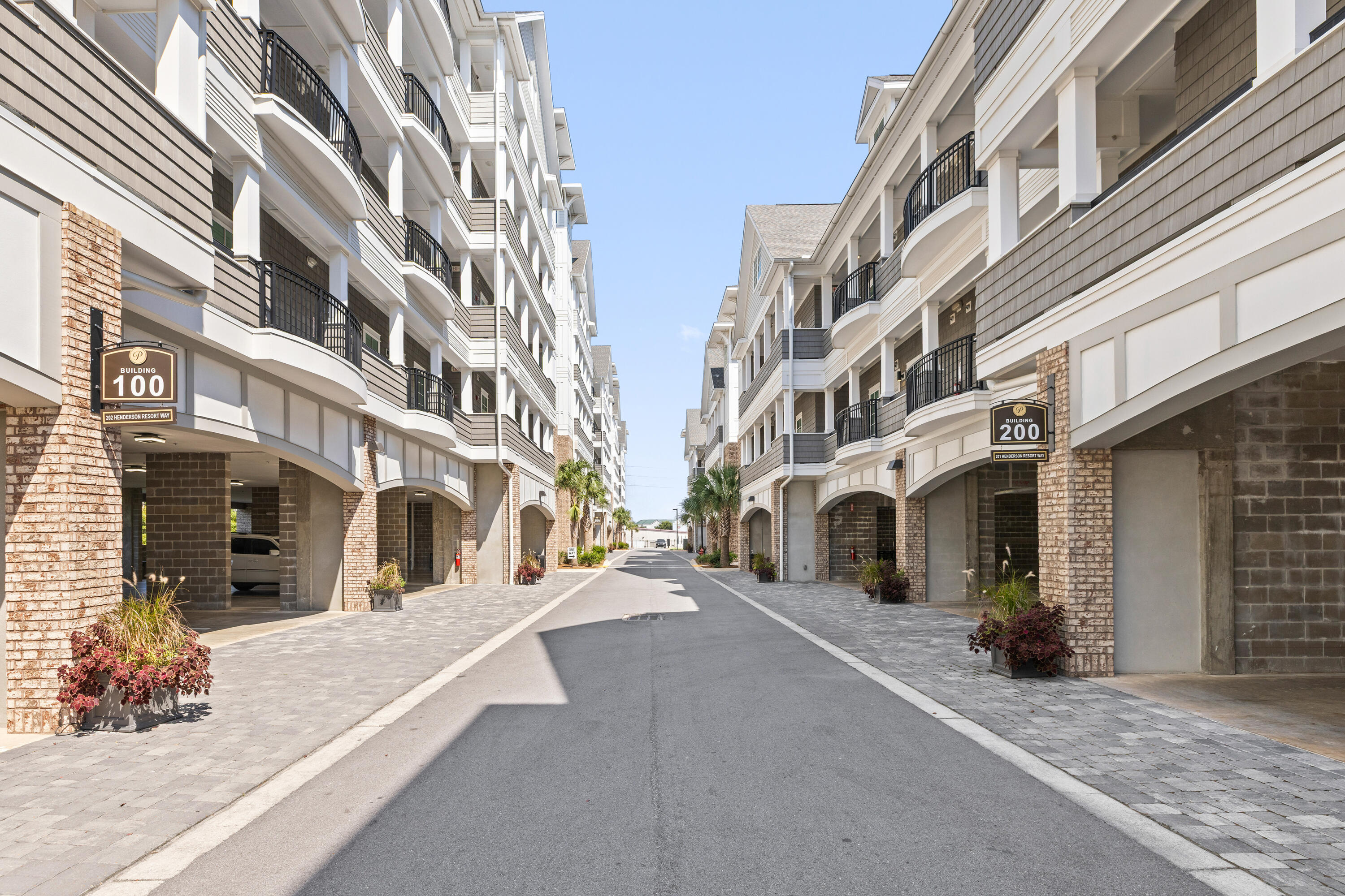 Parkside at the Henderson - Residential