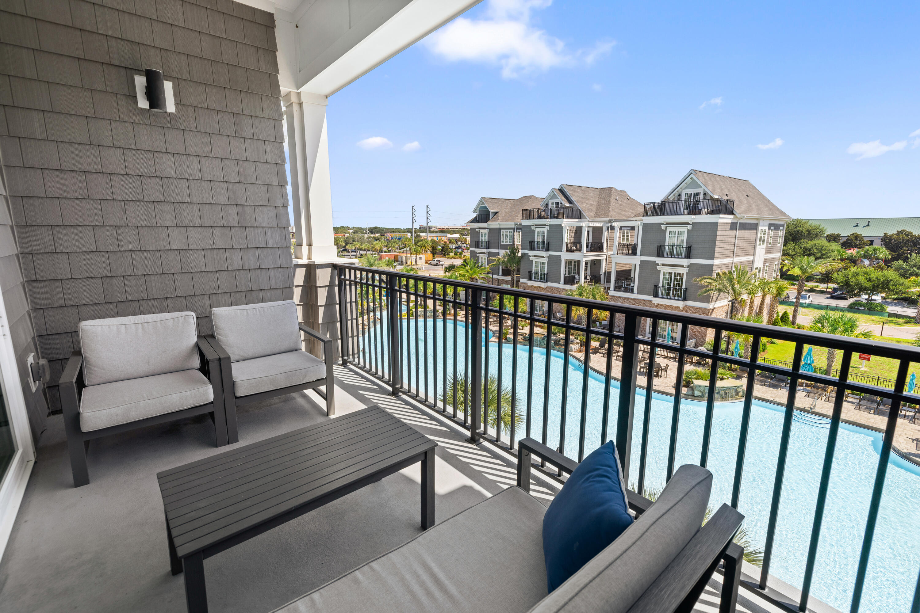Parkside at the Henderson - Residential