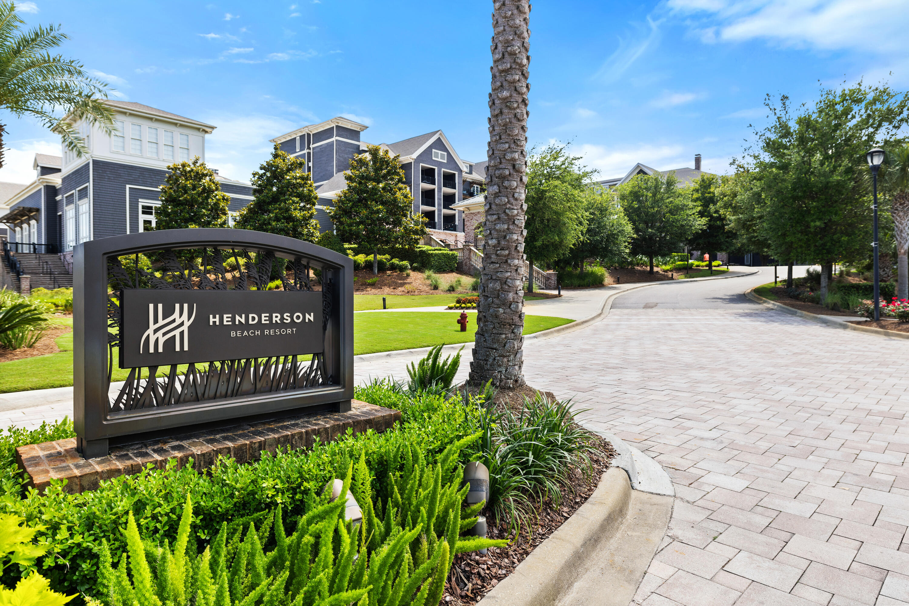 Parkside at the Henderson - Residential