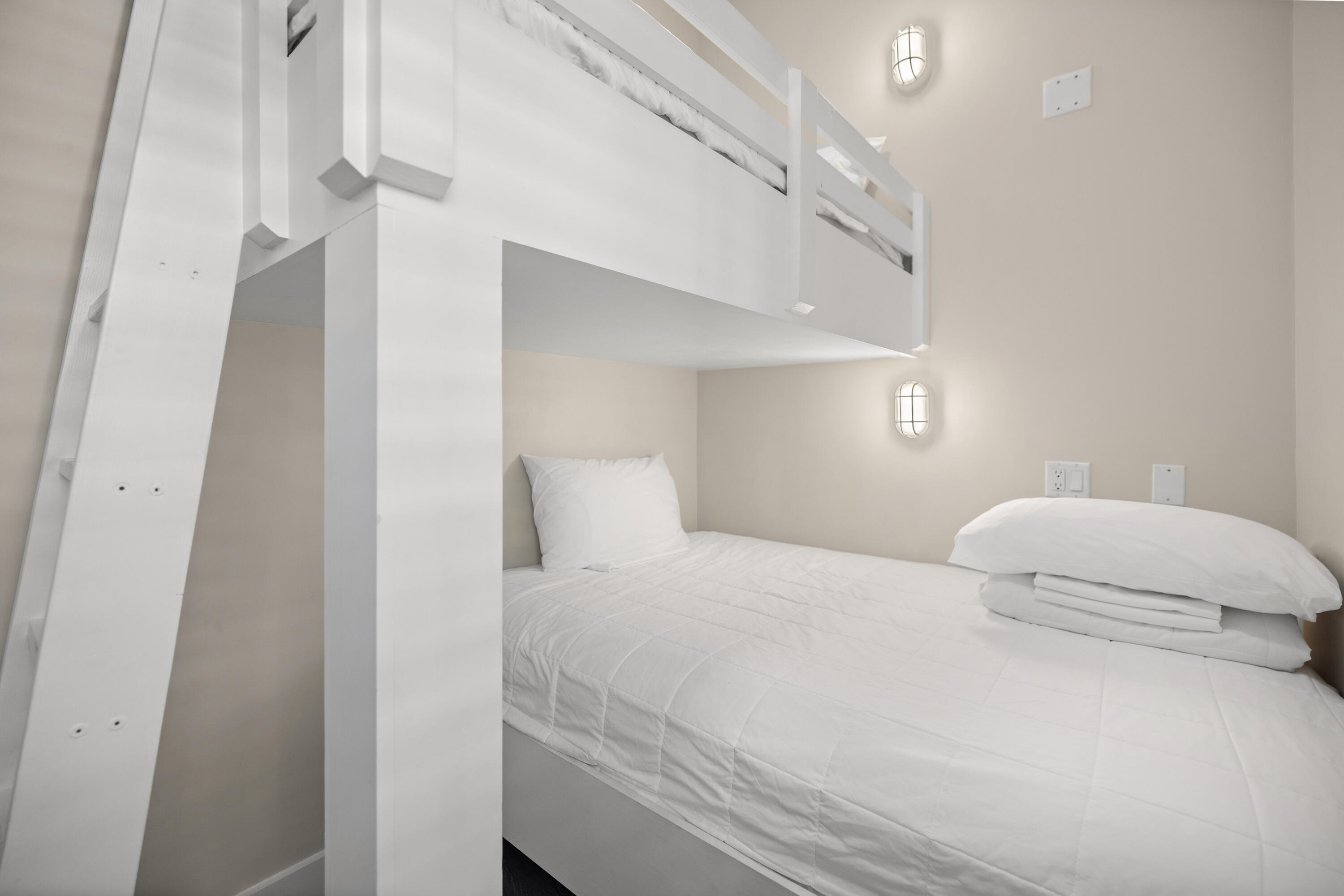 Parkside at the Henderson - Residential