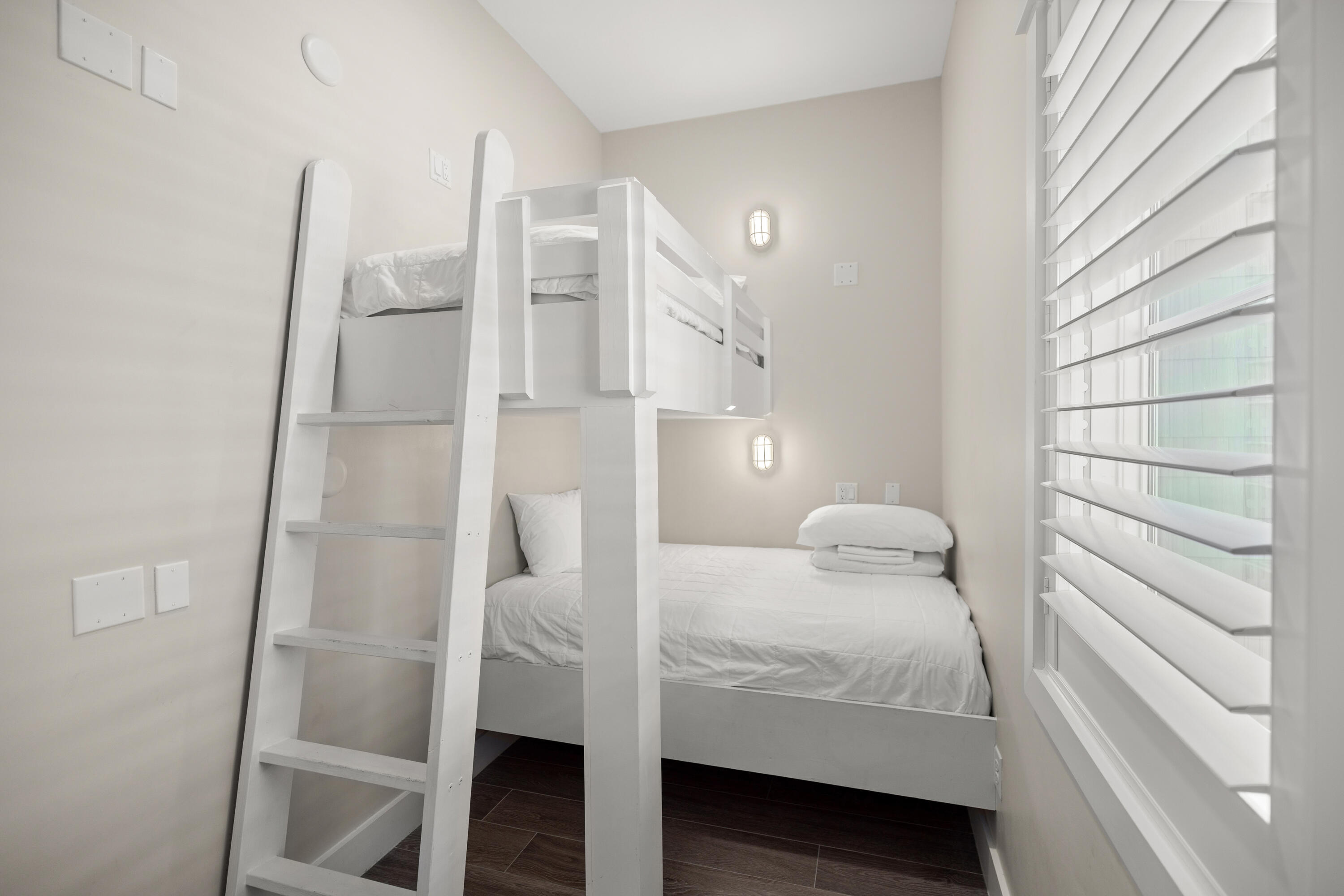 Parkside at the Henderson - Residential