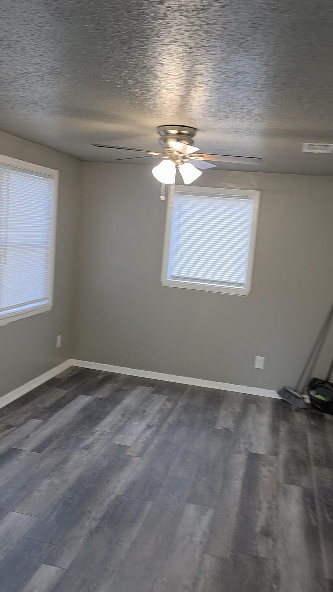 METES & BOUNDS - Residential Lease