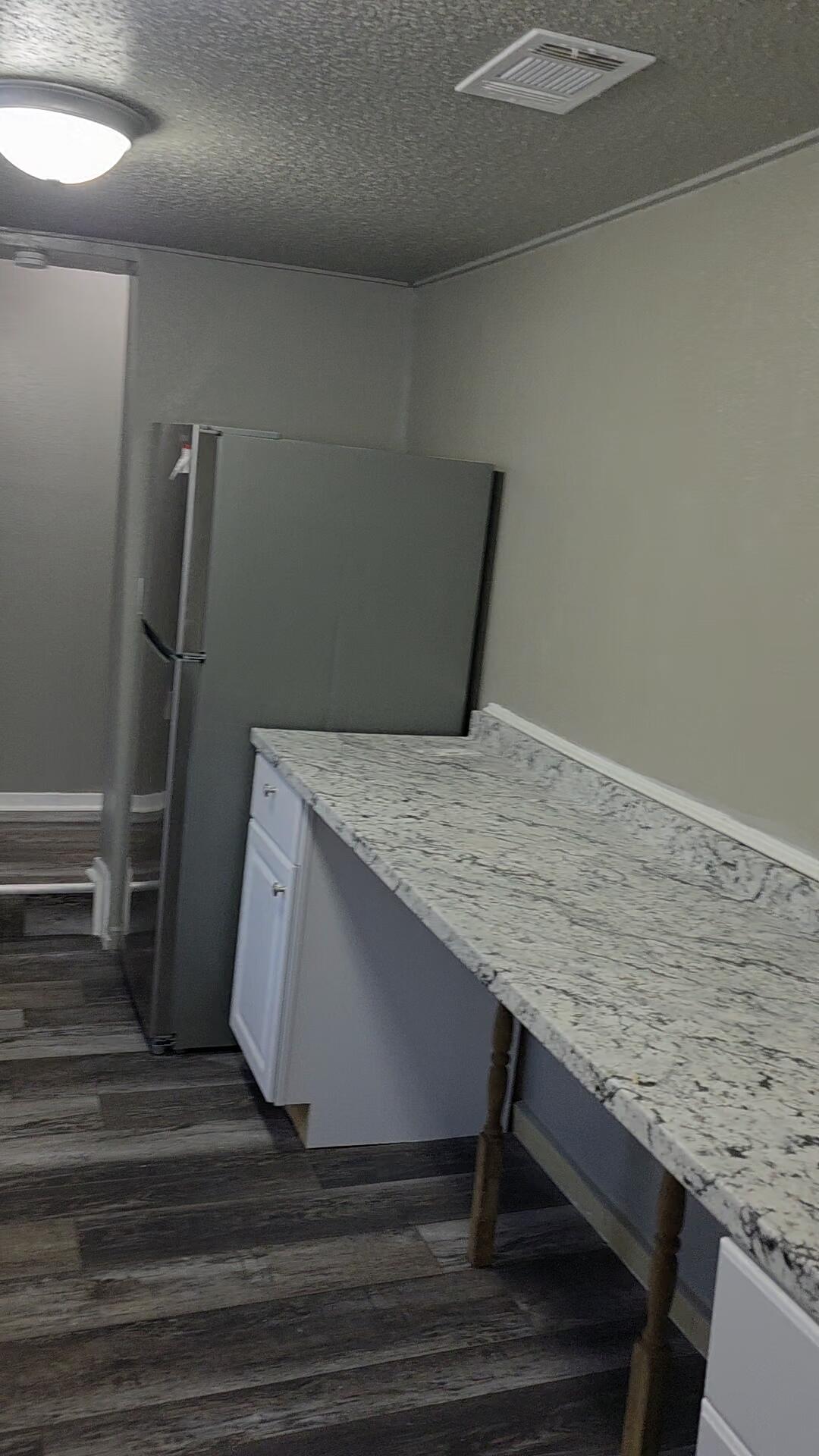 METES & BOUNDS - Residential Lease