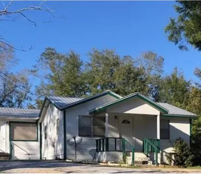 METES & BOUNDS - Residential Lease