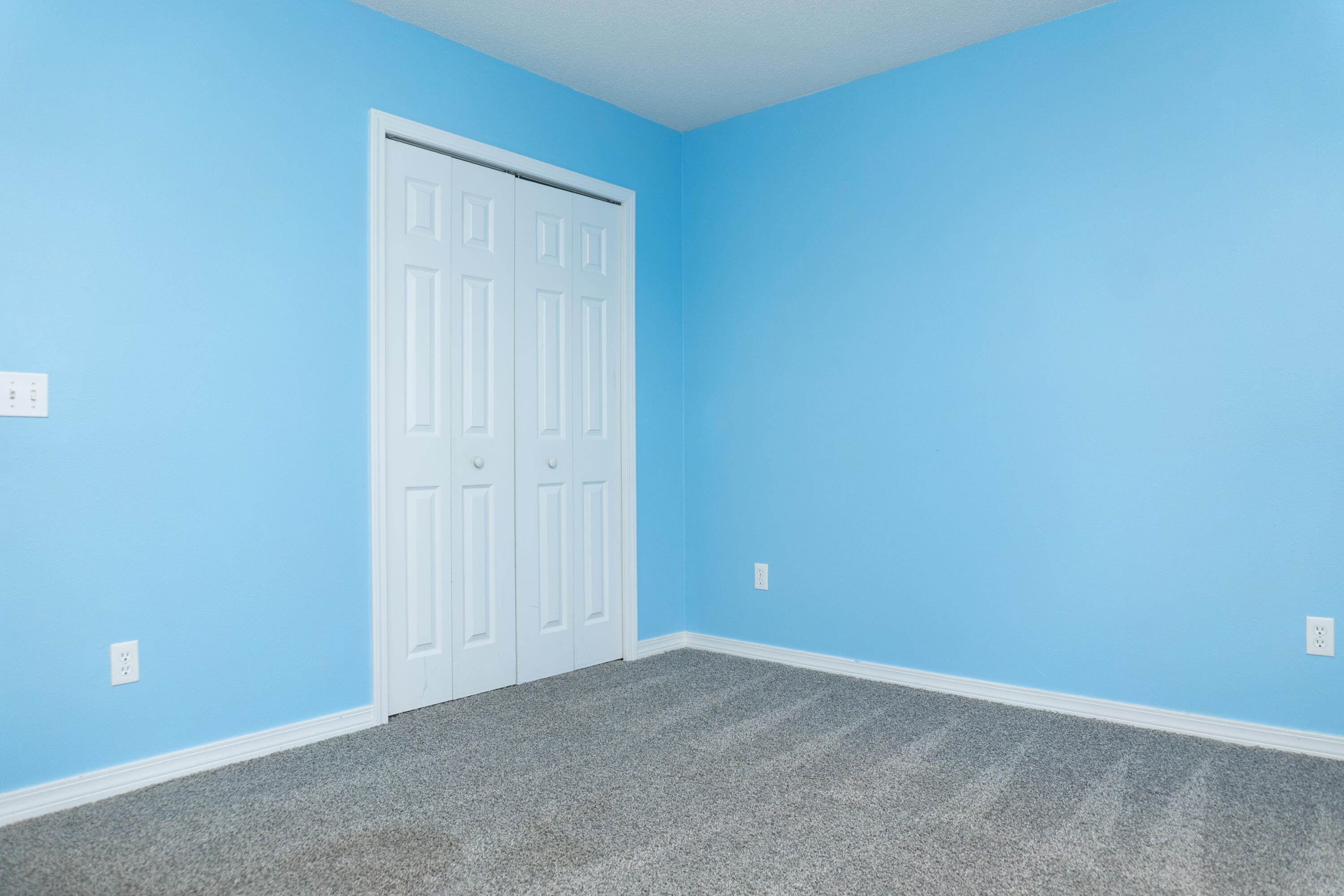 COUNTRYVIEW ESTATES 10TH ADDN - Residential Lease