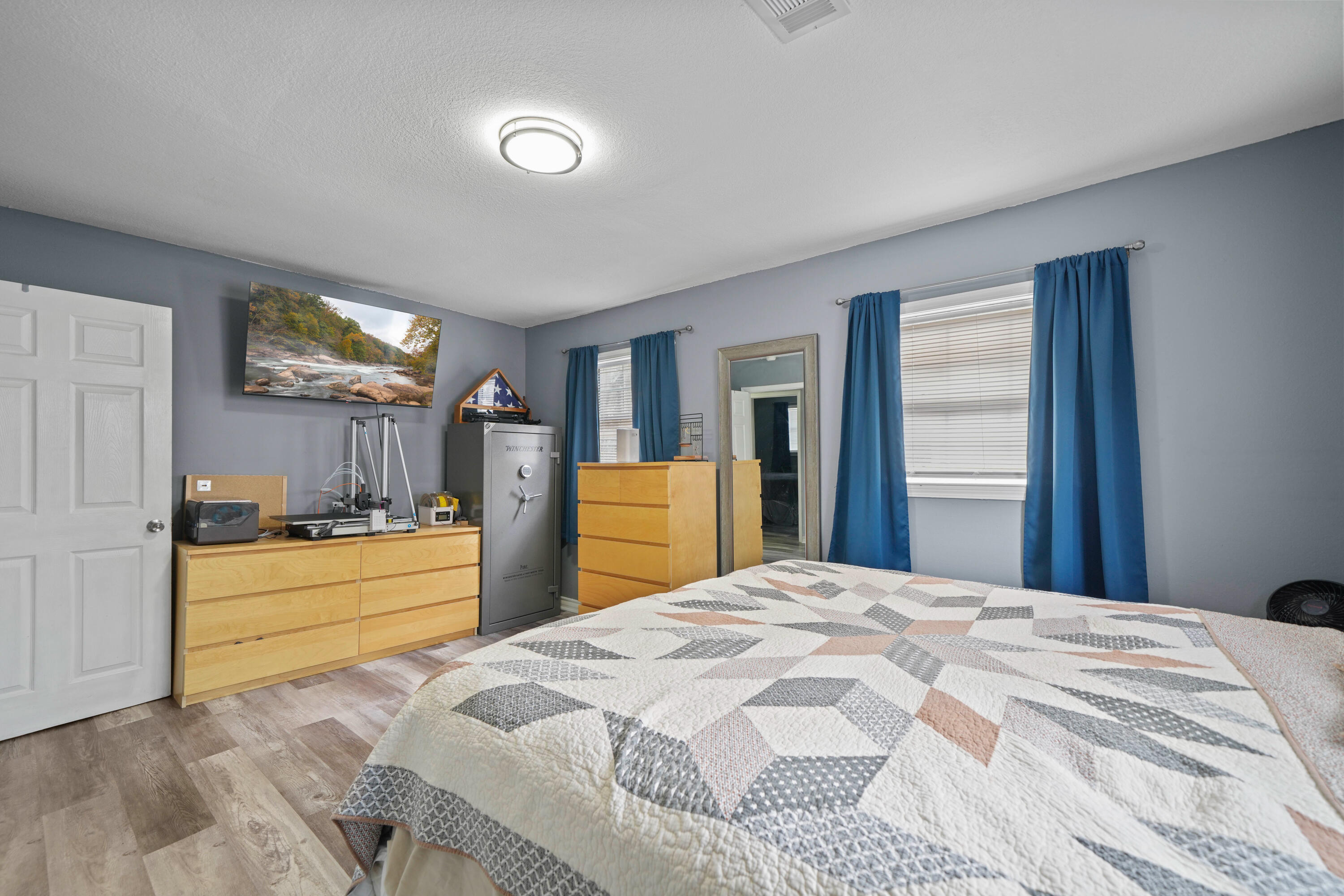 COM SE COR OF GOVT LOT 2 W 963.6FT N 612.11FT TO POB N84 DEG W 116.98FT N 53.54FT S84 DEG E 118.3F - Residential