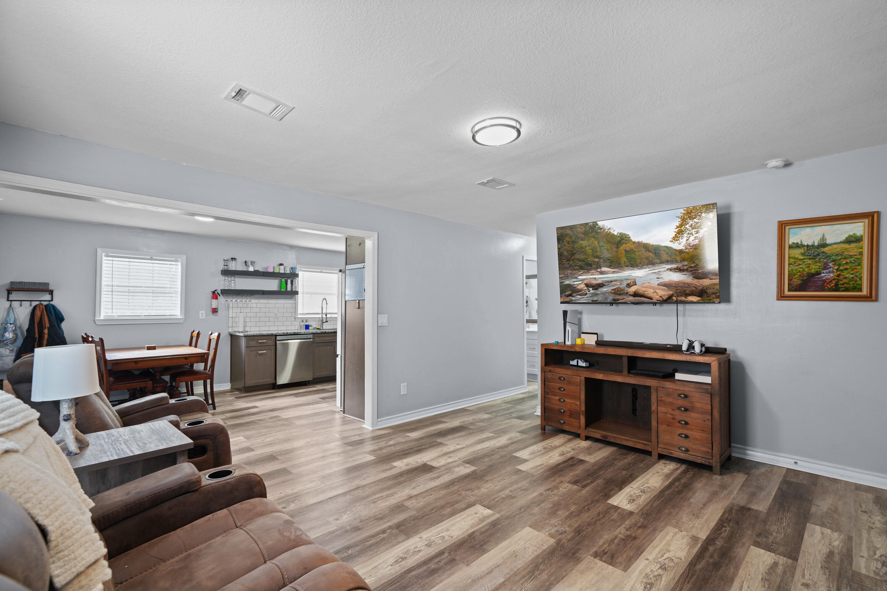 COM SE COR OF GOVT LOT 2 W 963.6FT N 612.11FT TO POB N84 DEG W 116.98FT N 53.54FT S84 DEG E 118.3F - Residential