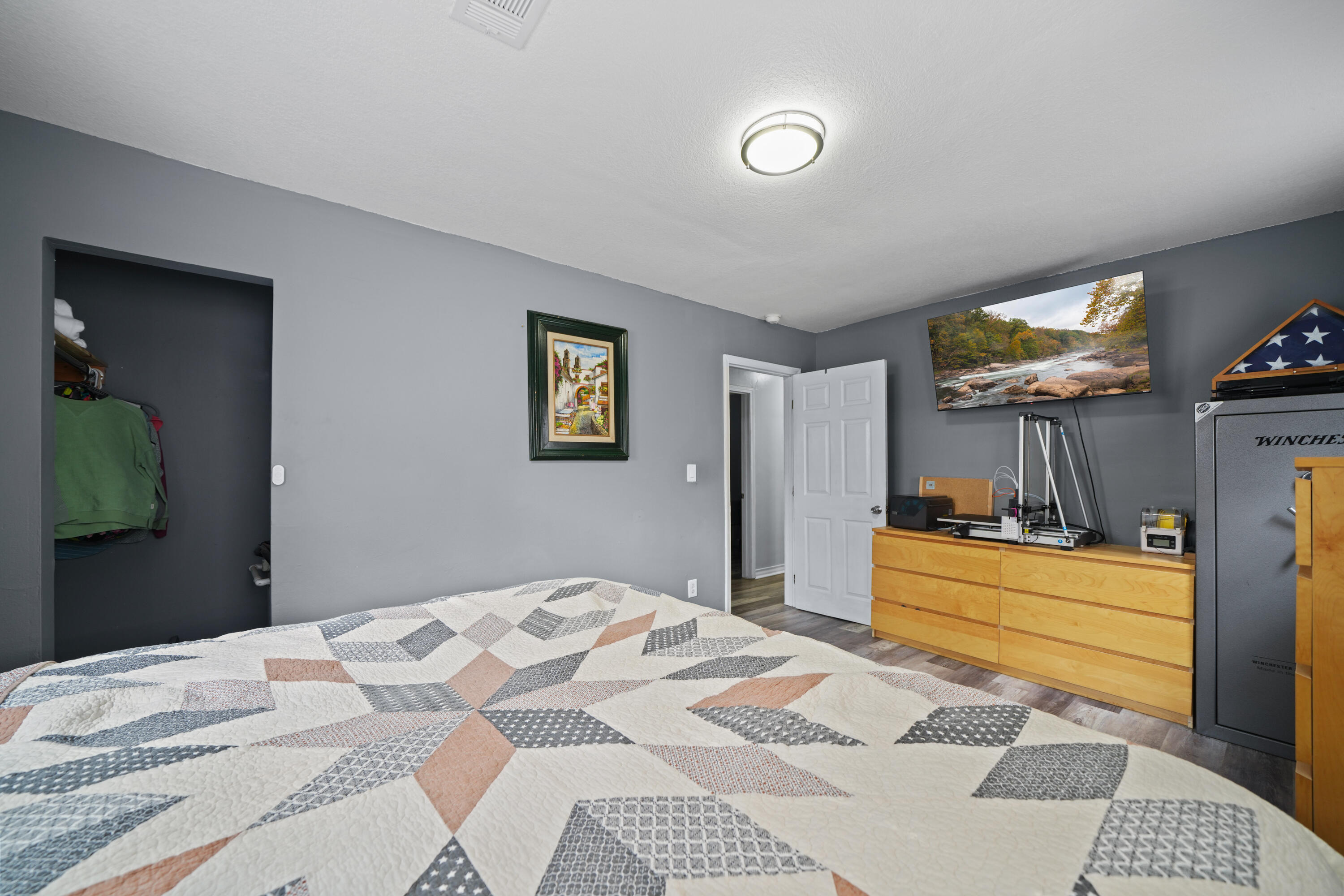 COM SE COR OF GOVT LOT 2 W 963.6FT N 612.11FT TO POB N84 DEG W 116.98FT N 53.54FT S84 DEG E 118.3F - Residential