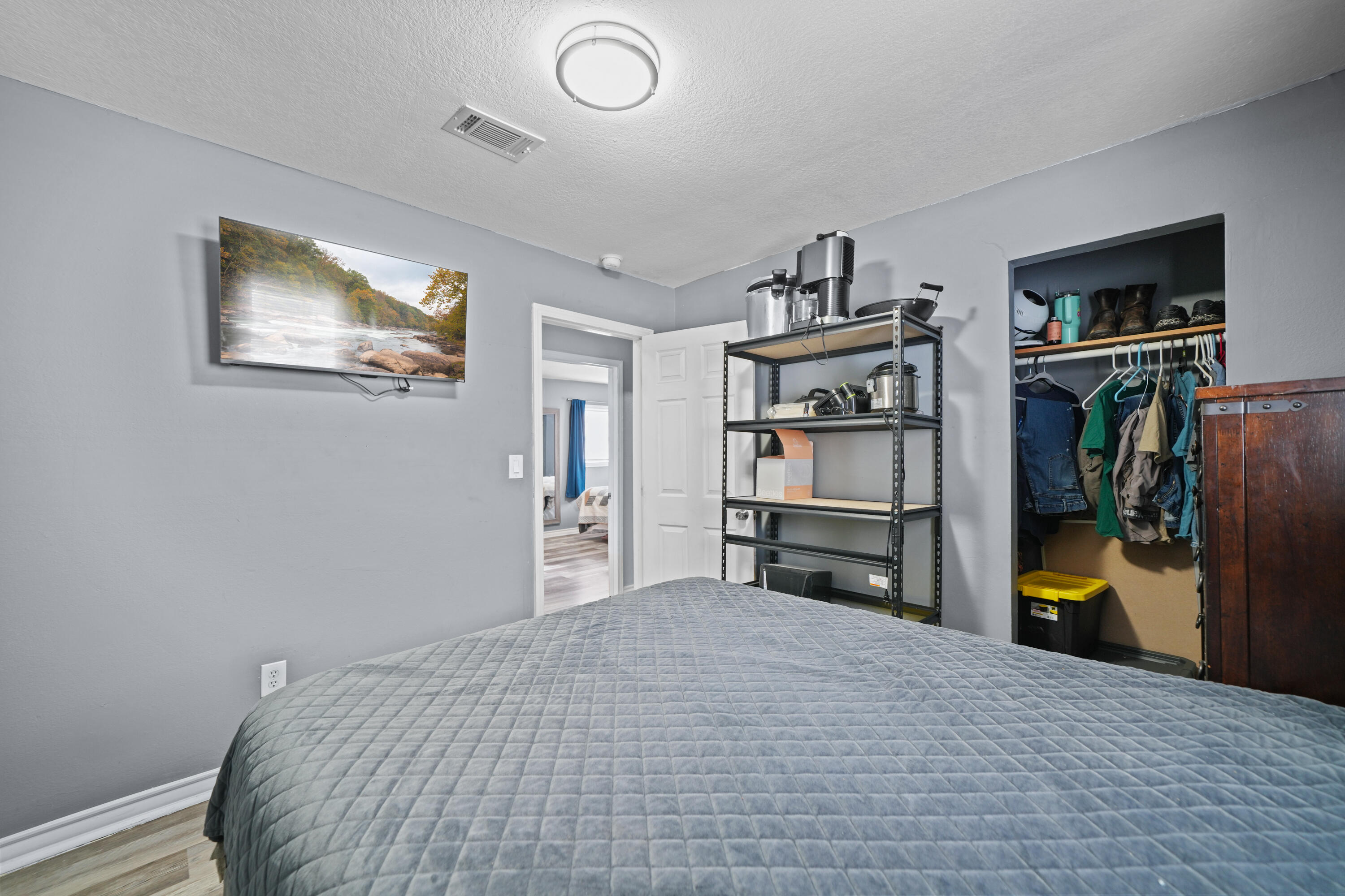 COM SE COR OF GOVT LOT 2 W 963.6FT N 612.11FT TO POB N84 DEG W 116.98FT N 53.54FT S84 DEG E 118.3F - Residential