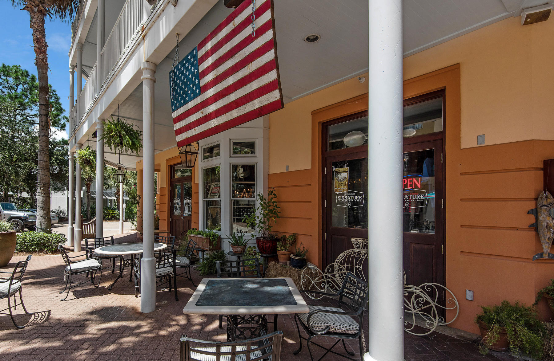 Carillon Beach Inn - Residential