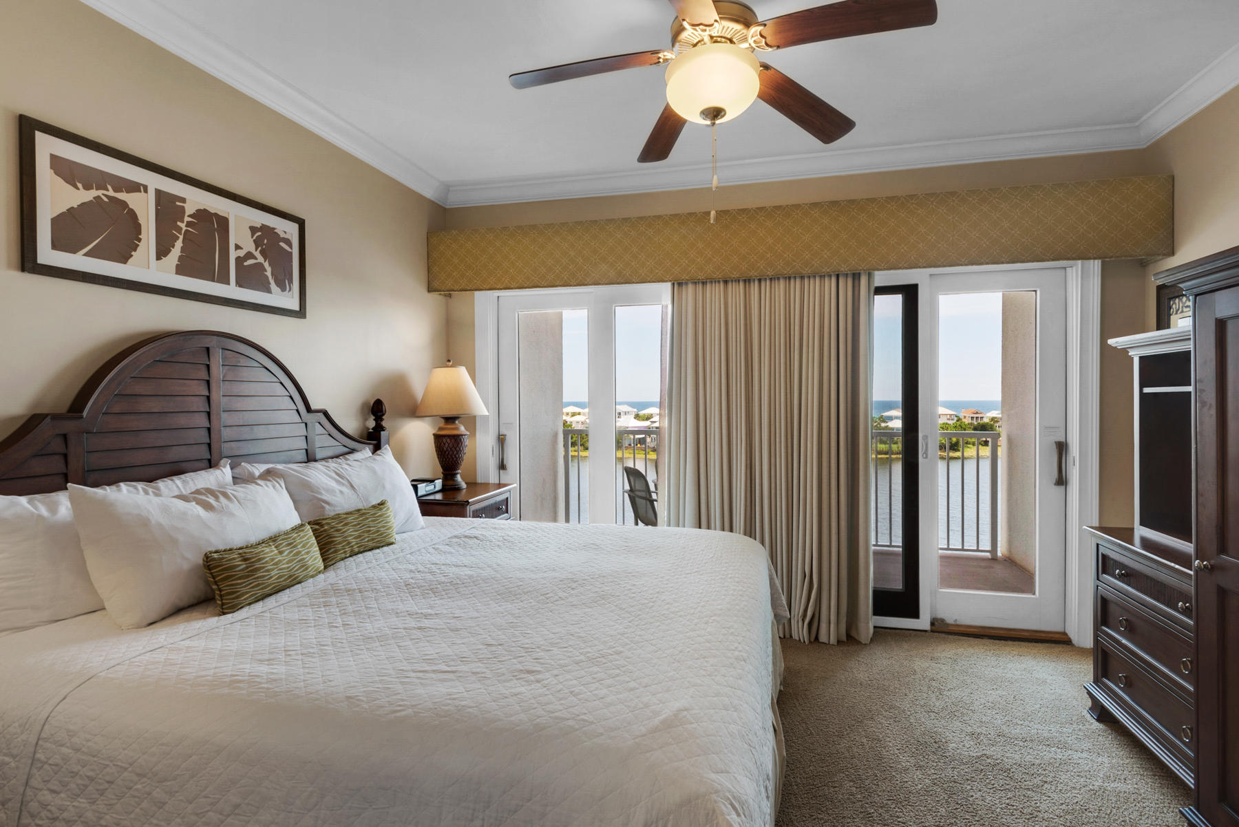 Carillon Beach Inn - Residential