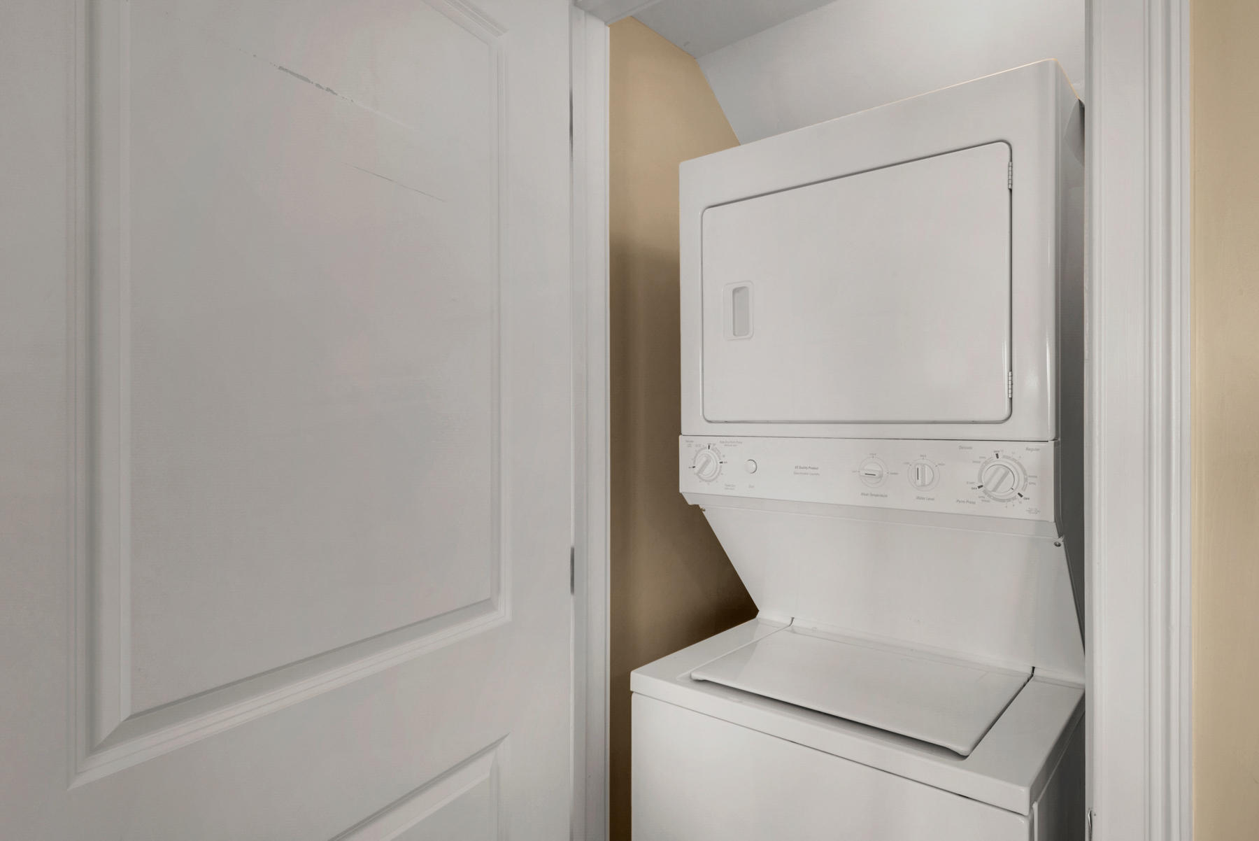 Carillon Beach Inn - Residential