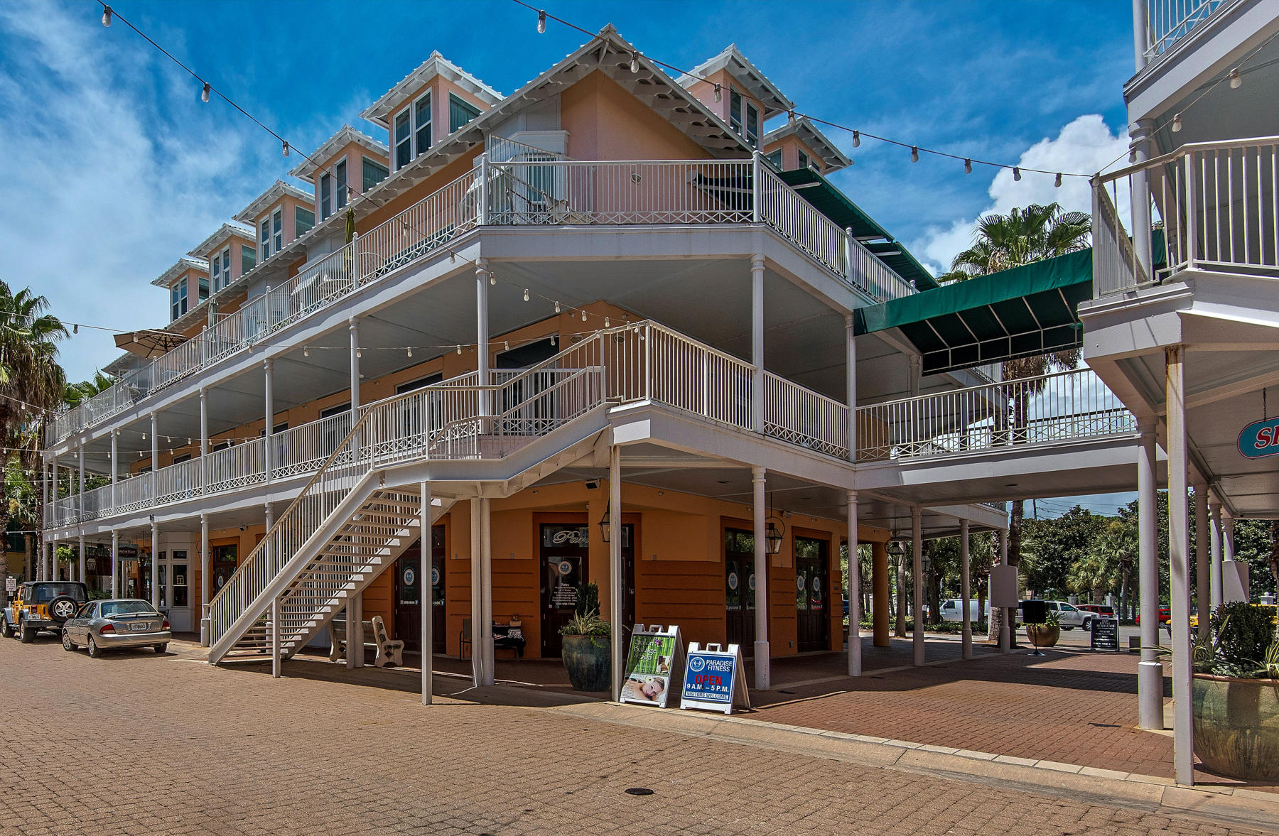 Carillon Beach Inn - Residential