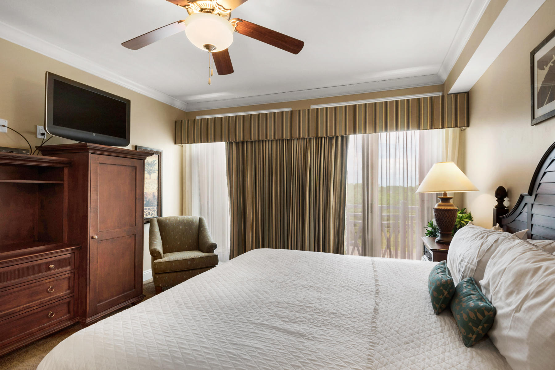 Carillon Beach Inn - Residential