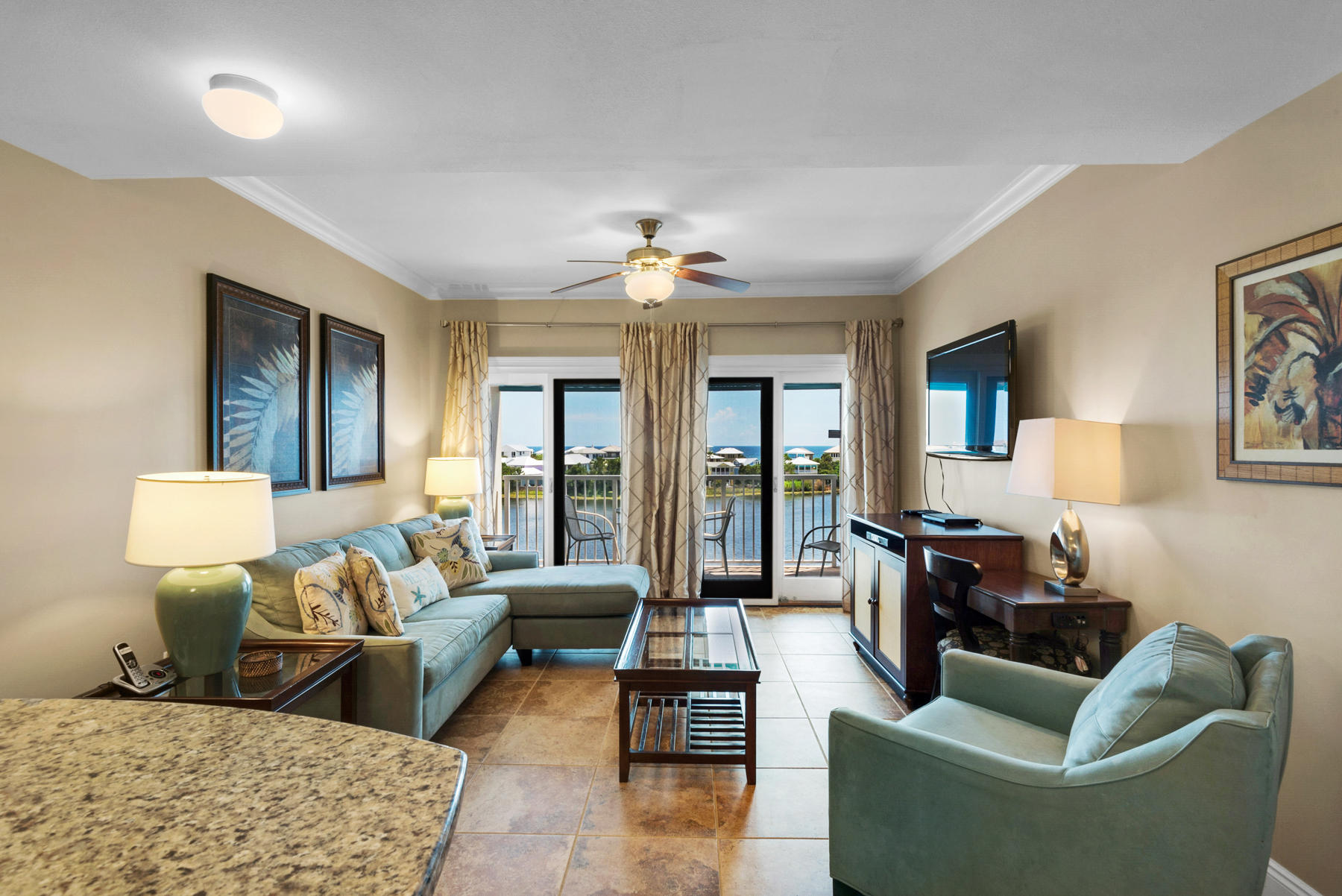 Carillon Beach Inn - Residential
