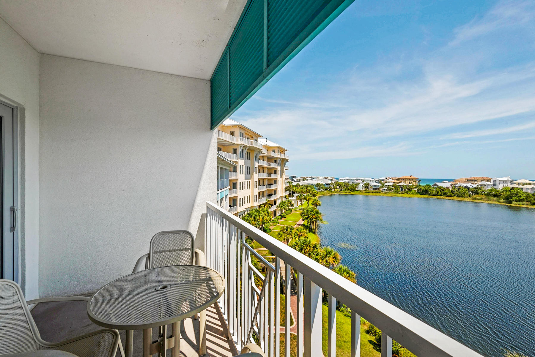 Carillon Beach Inn - Residential
