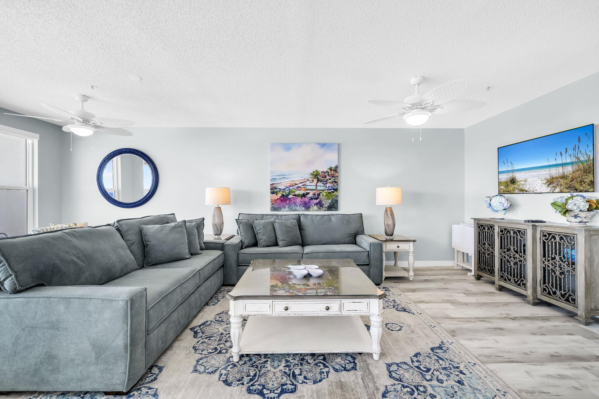 The Palms Condo - Residential