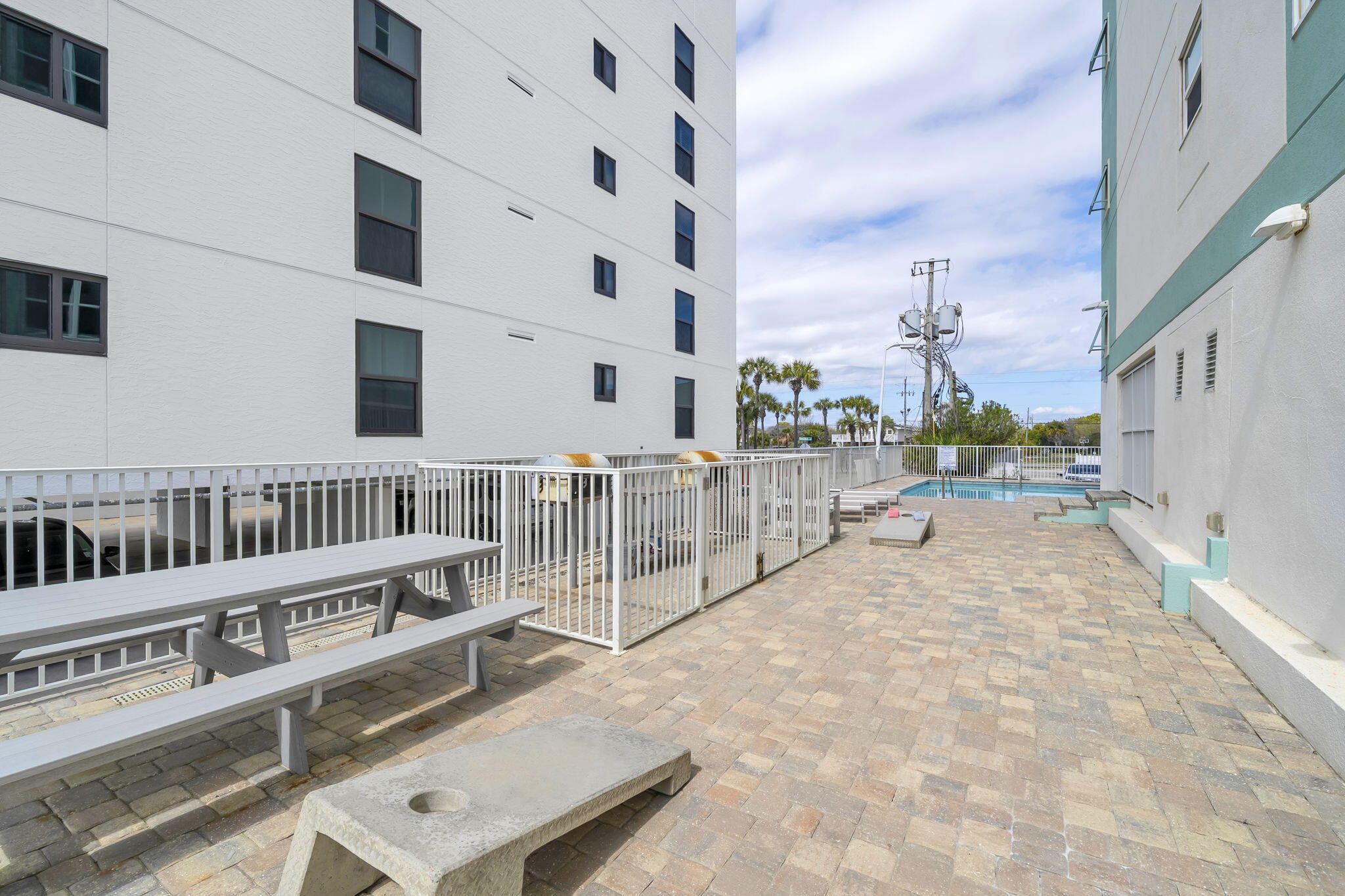 The Palms Condo - Residential