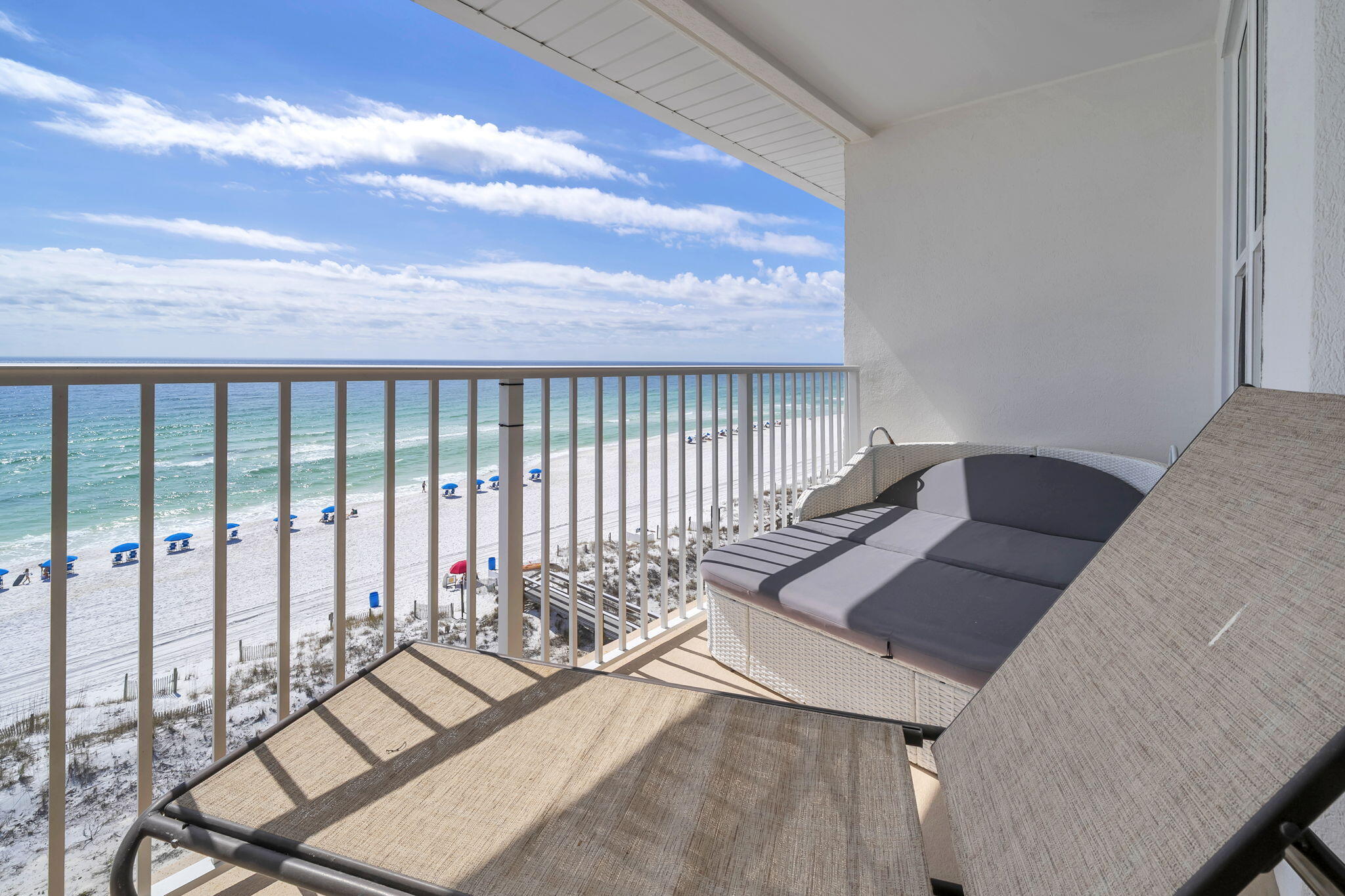 The Palms Condo - Residential