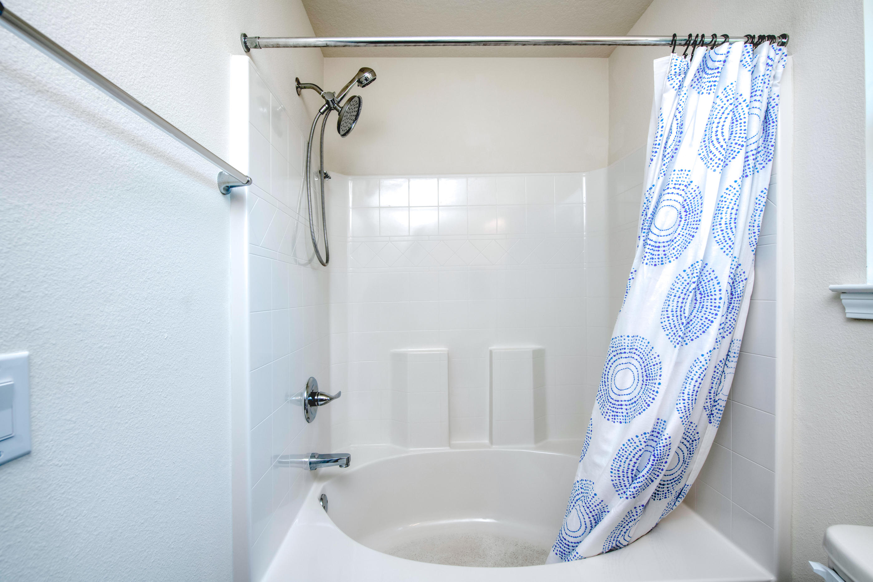 NAVARRE S/D 1ST ADDN - Residential