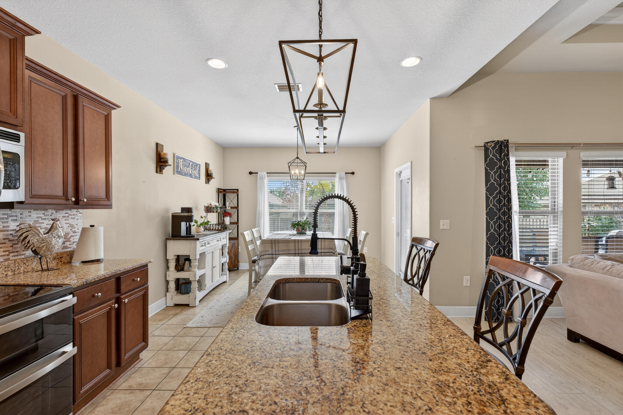 REDSTONE COMMONS - Residential