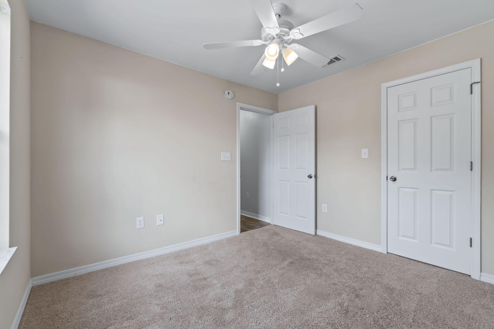 RIDGE CREST PH II - Residential