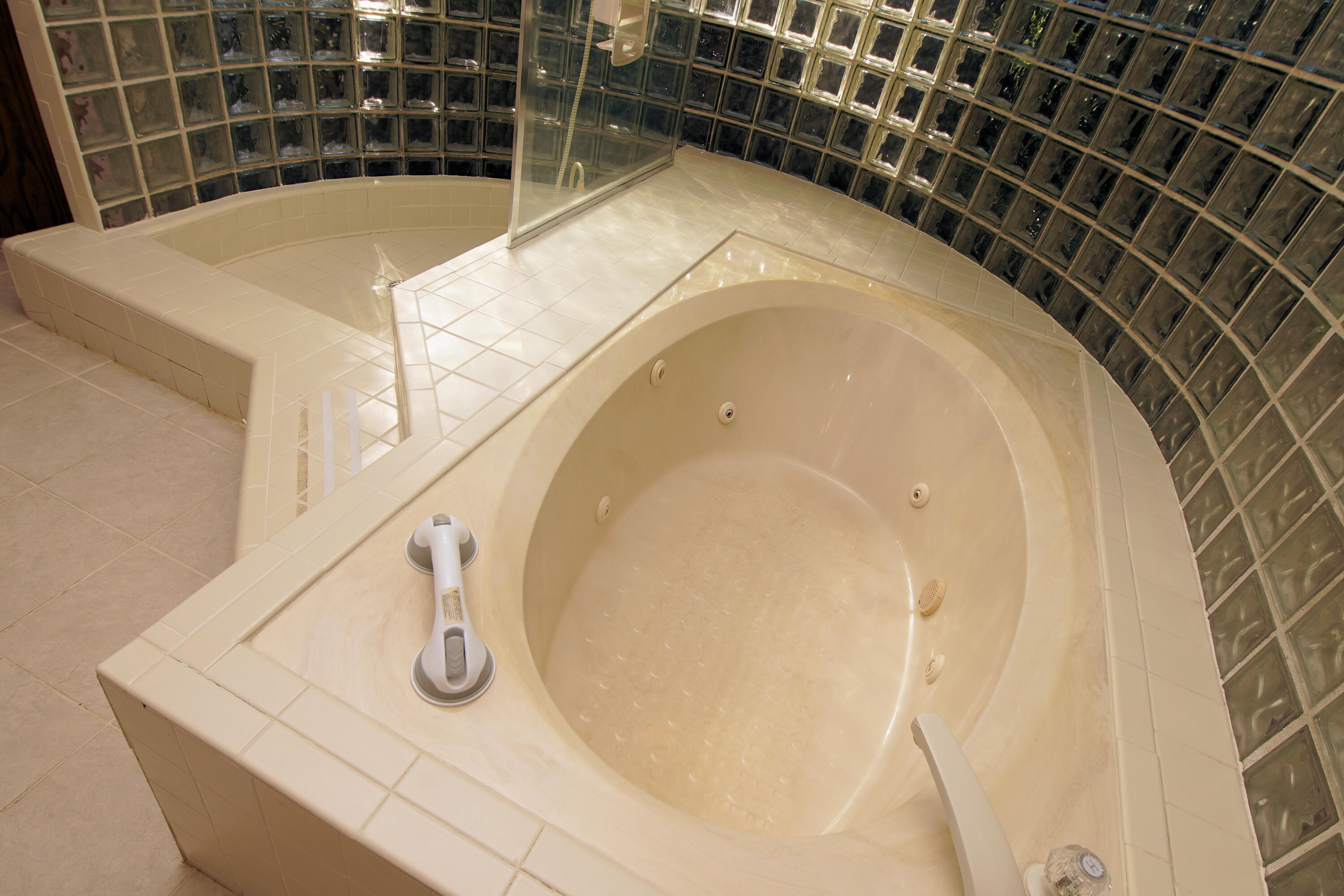 SOUTHWIND PH 4 - Residential