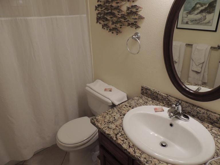 ISLANDER CONDO PH 2 - Residential