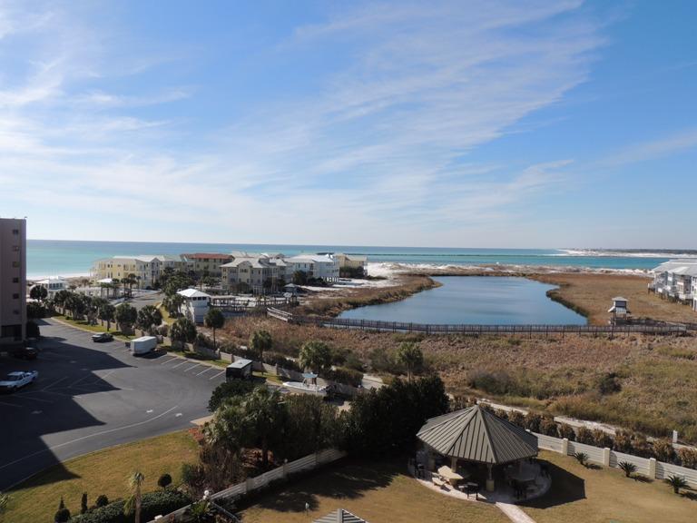 ISLANDER CONDO PH 2 - Residential