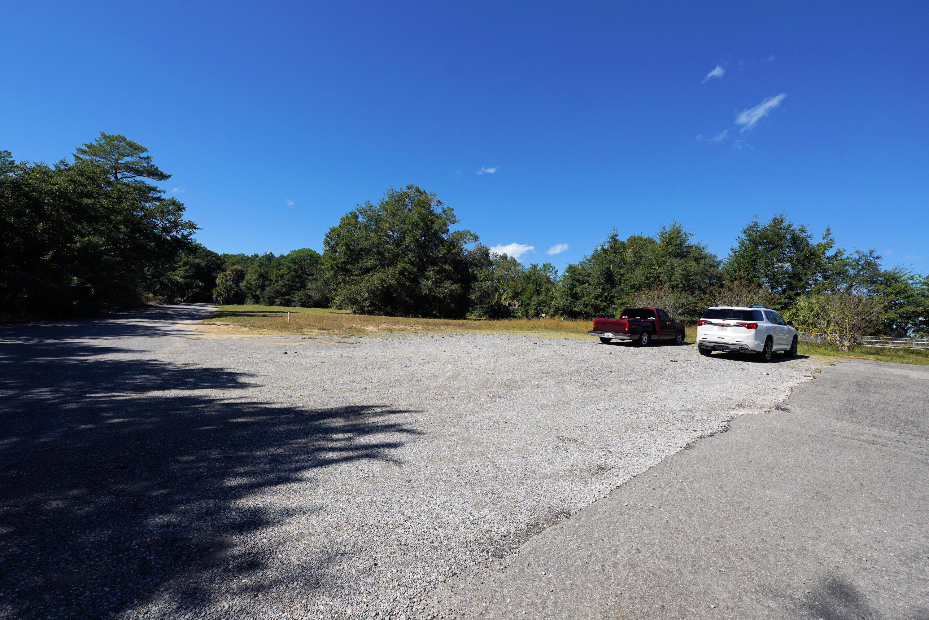 Country Club Condos - Residential Lease