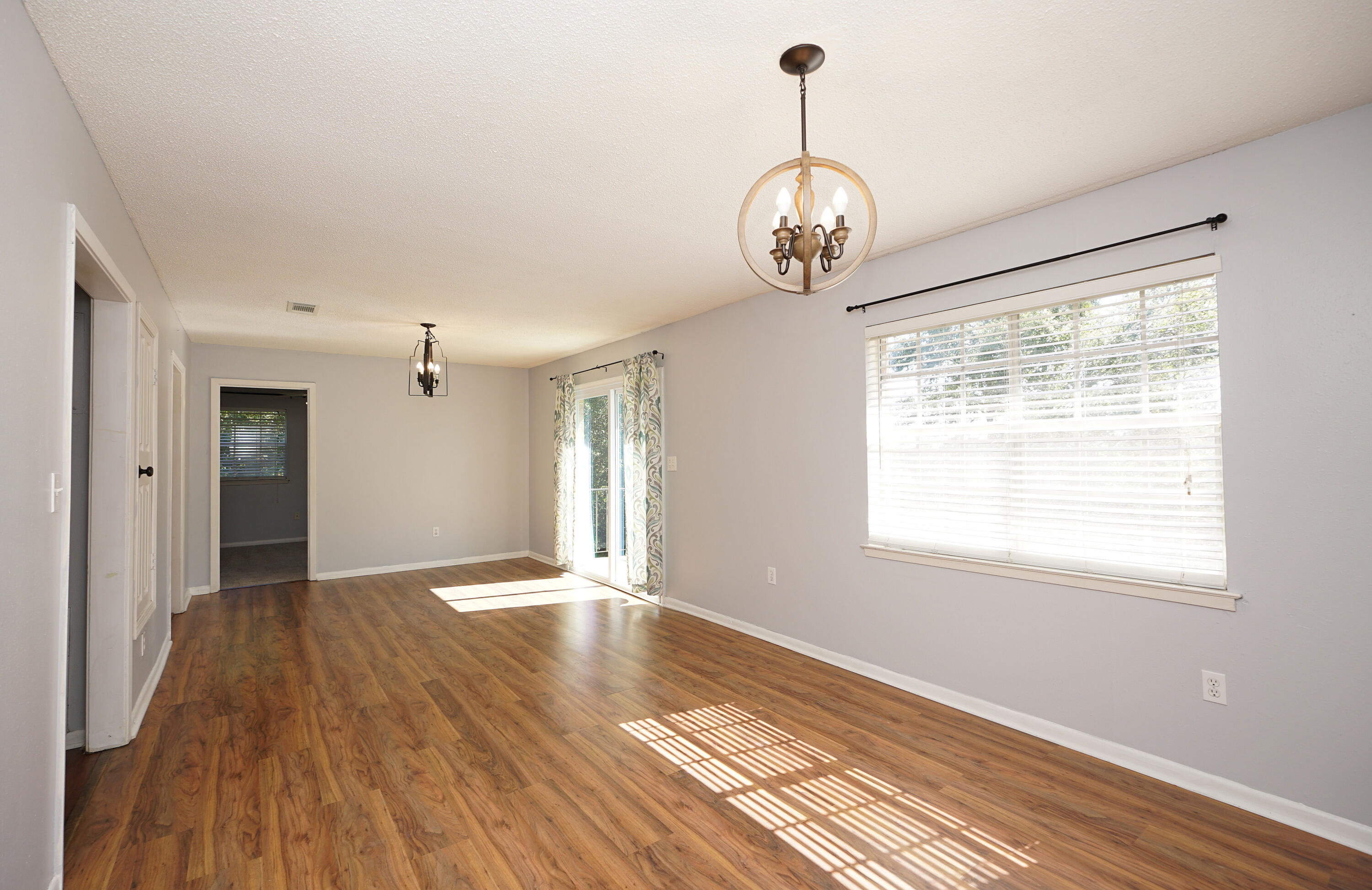 Country Club Condos - Residential Lease