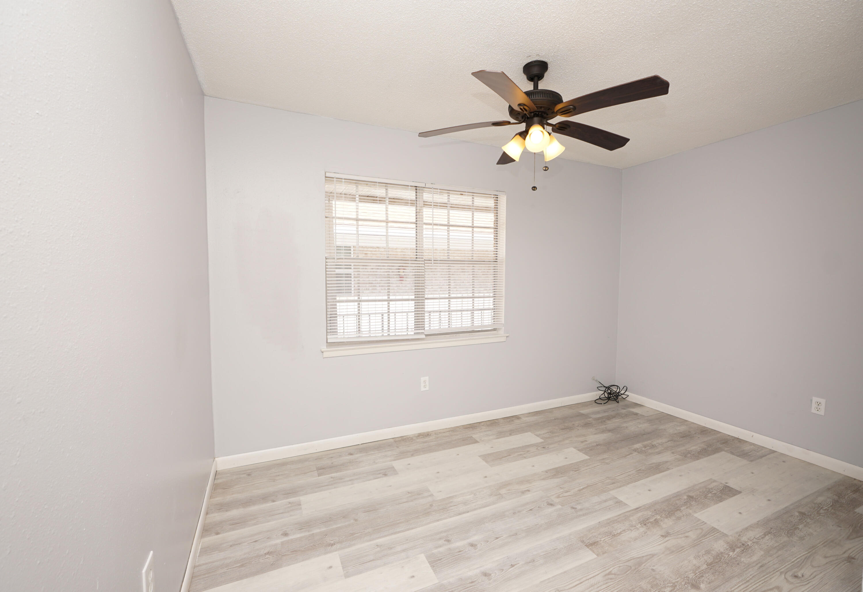 Country Club Condos - Residential Lease