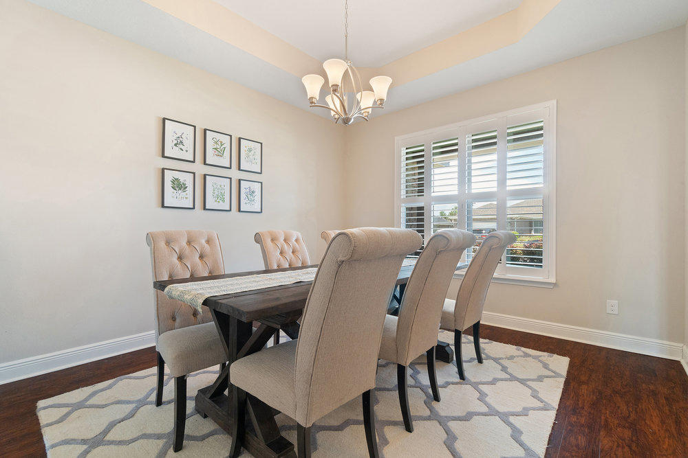 PELICAN BAY - Residential