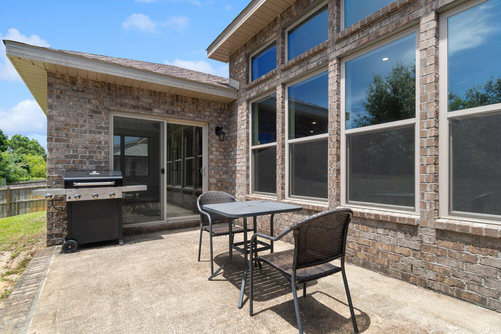 PELICAN BAY - Residential