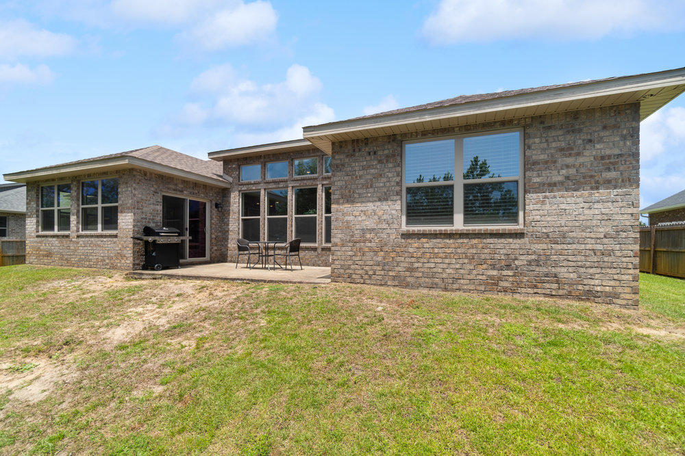 PELICAN BAY - Residential