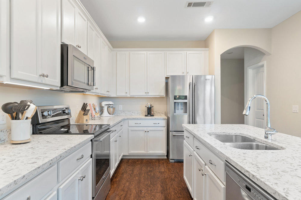 PELICAN BAY - Residential