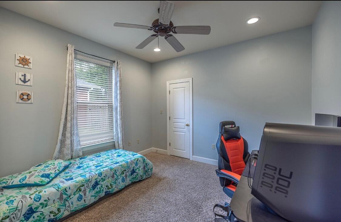 CHARDONNAY ESTATES - Residential Lease