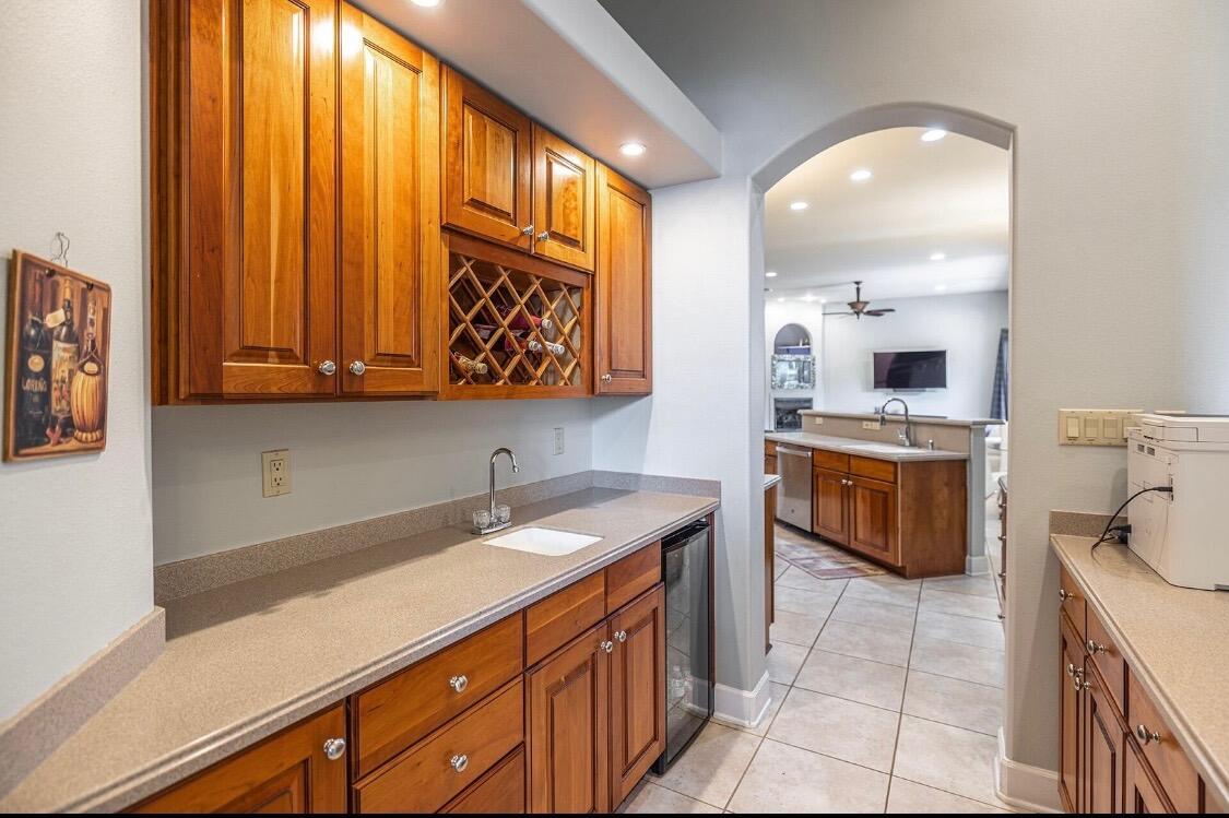 CHARDONNAY ESTATES - Residential Lease