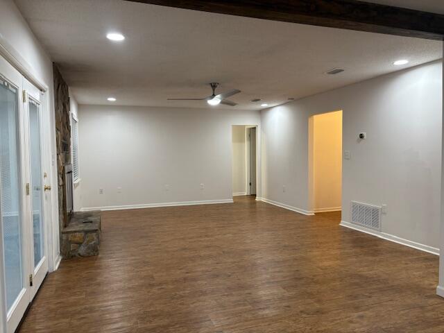 VALPARAISO PINECREST 6 - Residential Lease