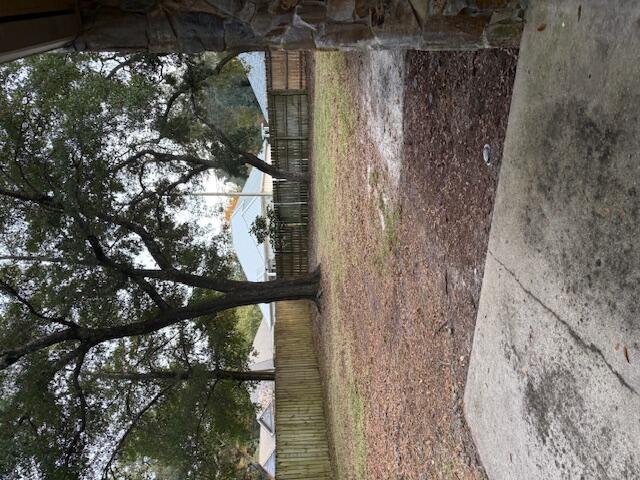 VALPARAISO PINECREST 6 - Residential Lease