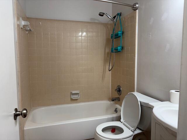 VALPARAISO PINECREST 6 - Residential Lease