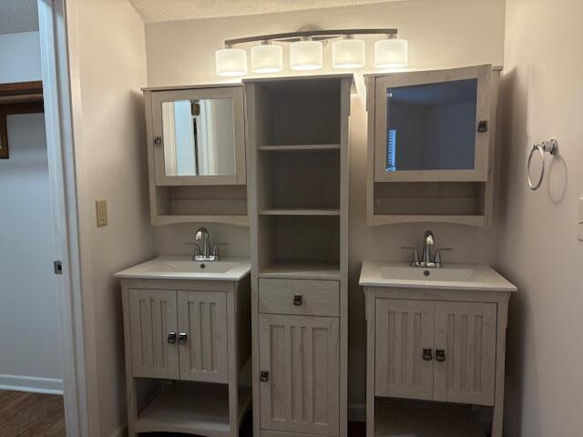 VALPARAISO PINECREST 6 - Residential Lease