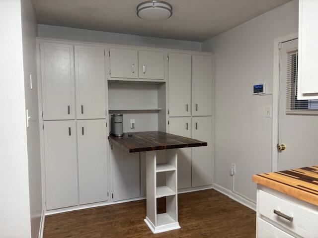 VALPARAISO PINECREST 6 - Residential Lease