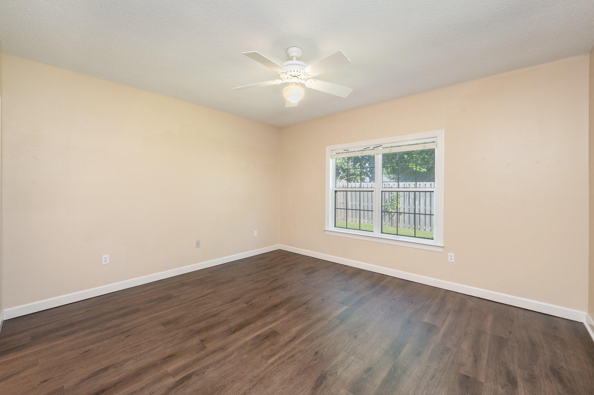 CROSSINGS AT BLUEWATER BAY - Residential Lease