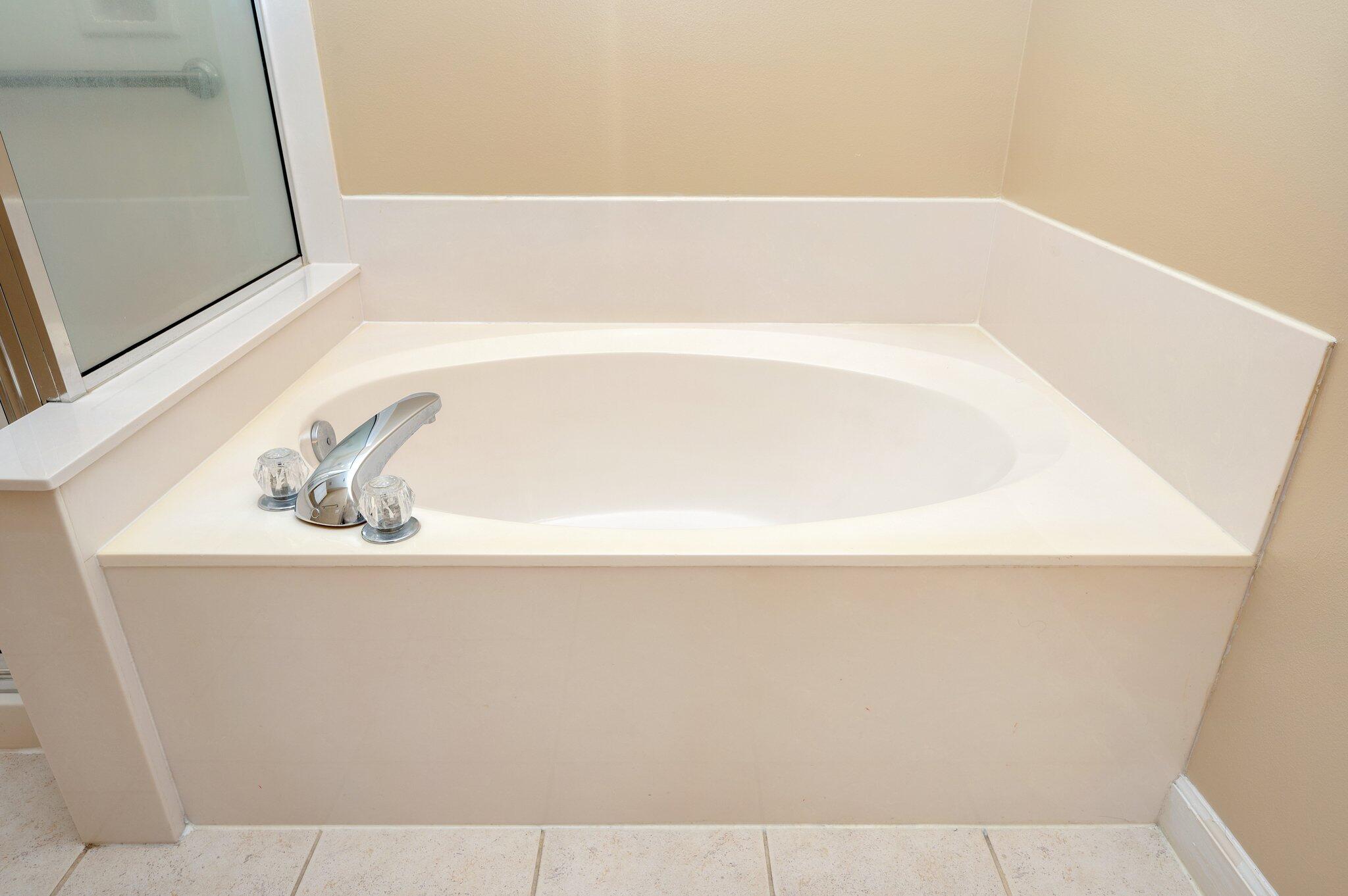 CROSSINGS AT BLUEWATER BAY - Residential Lease