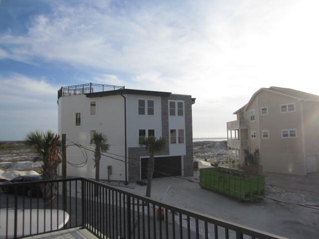 EAST PASS T/H 2 - Residential Lease