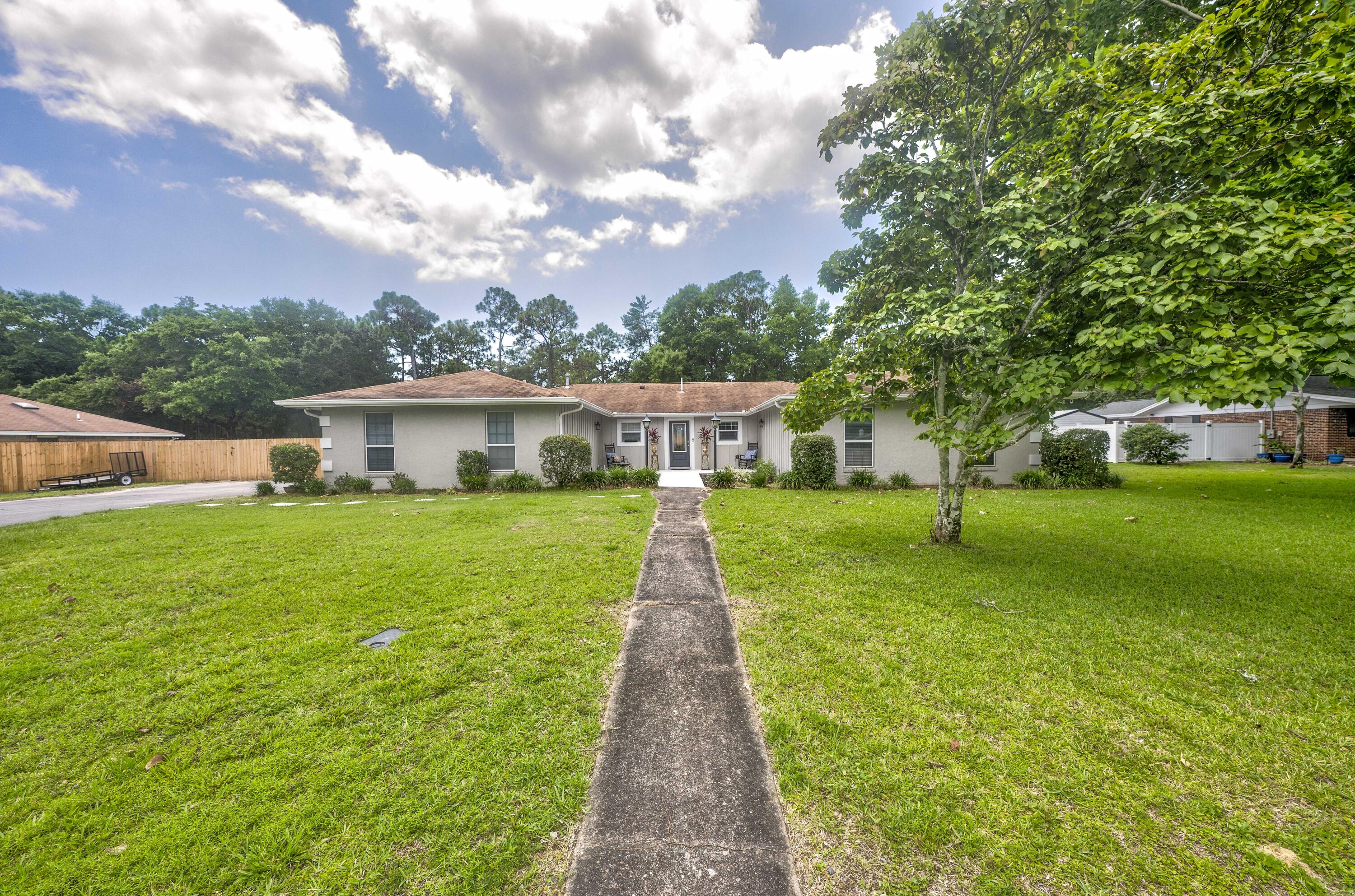 LONGWOOD - Residential