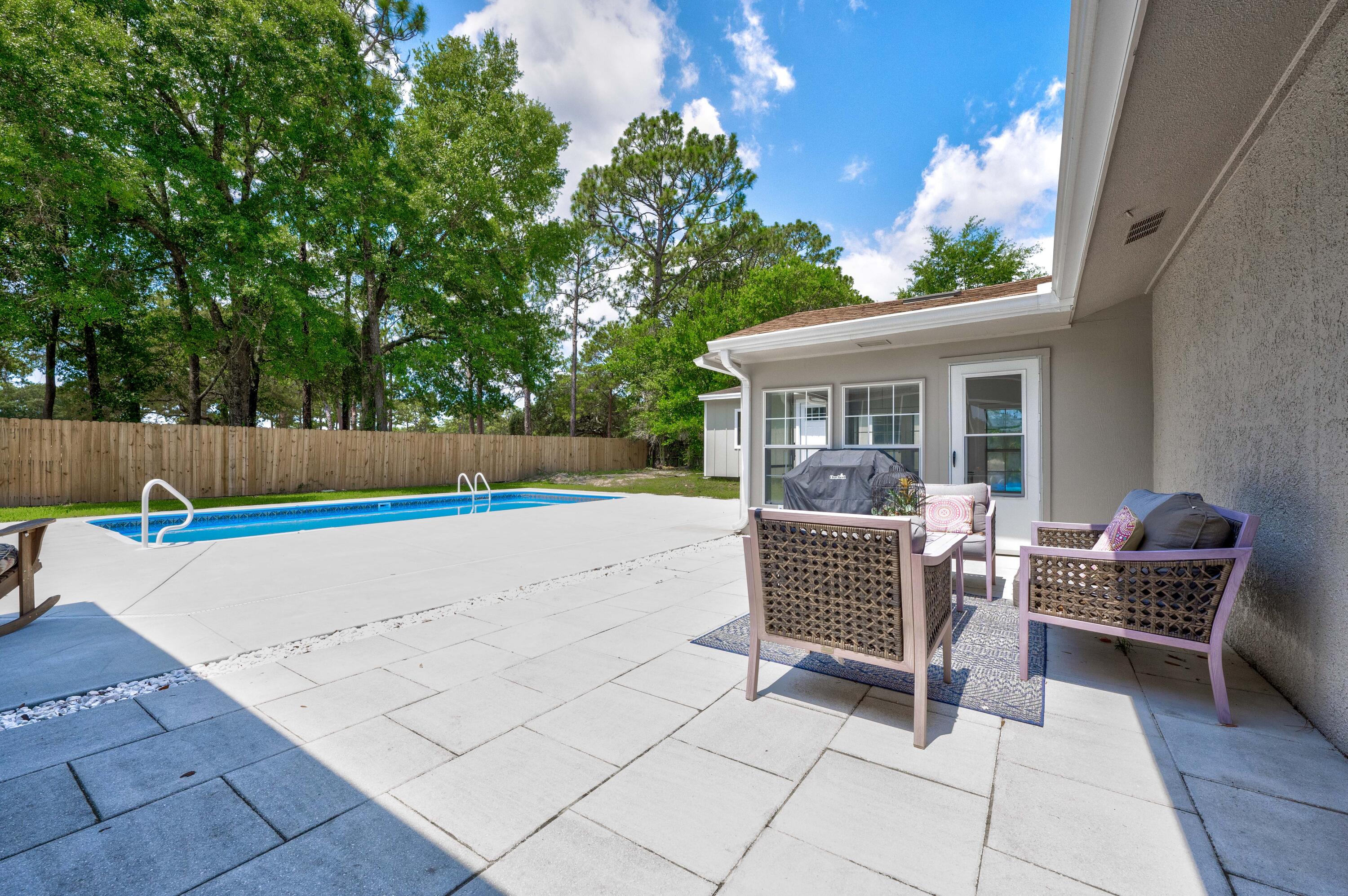 LONGWOOD - Residential