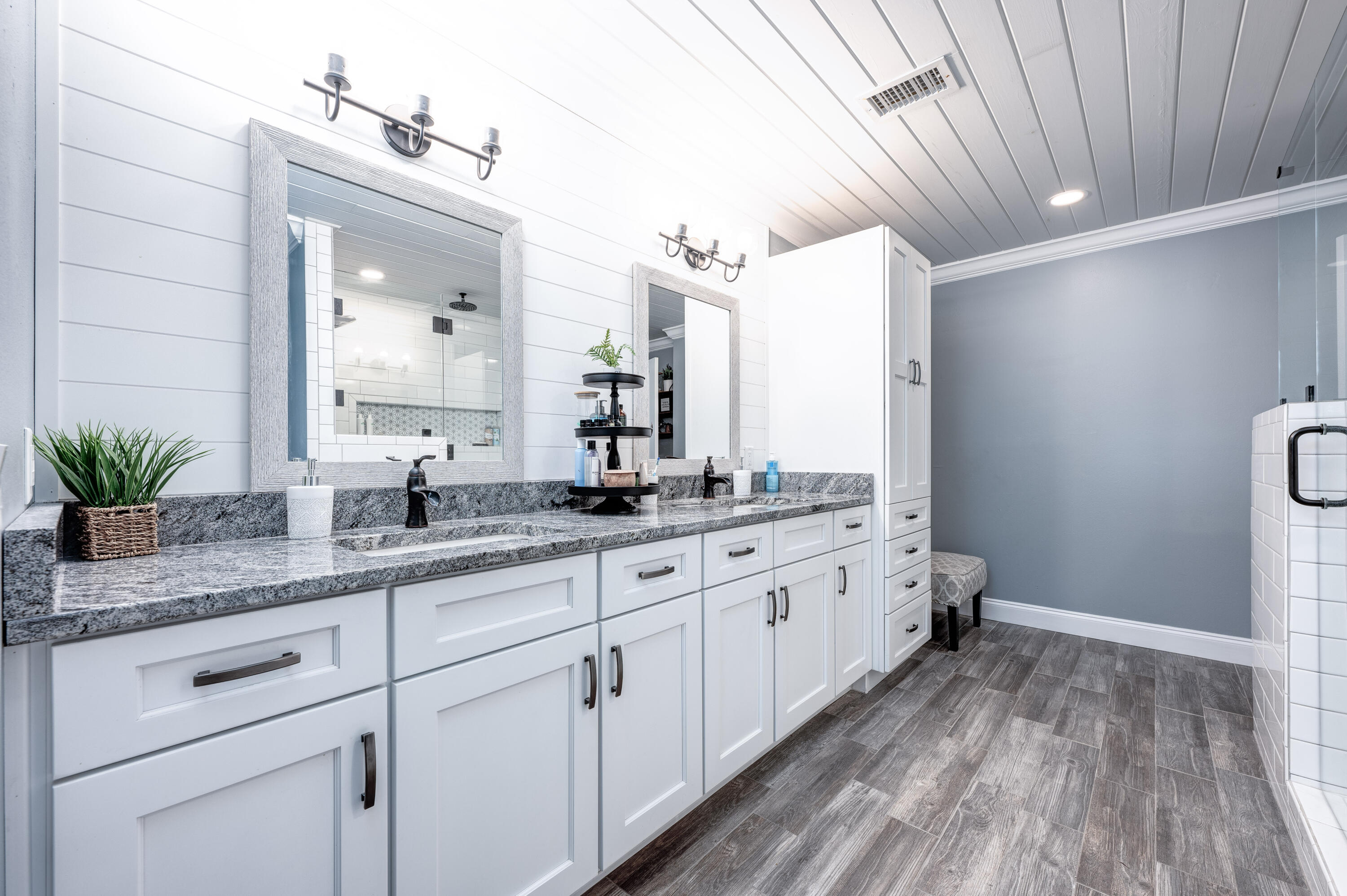 LONGWOOD - Residential